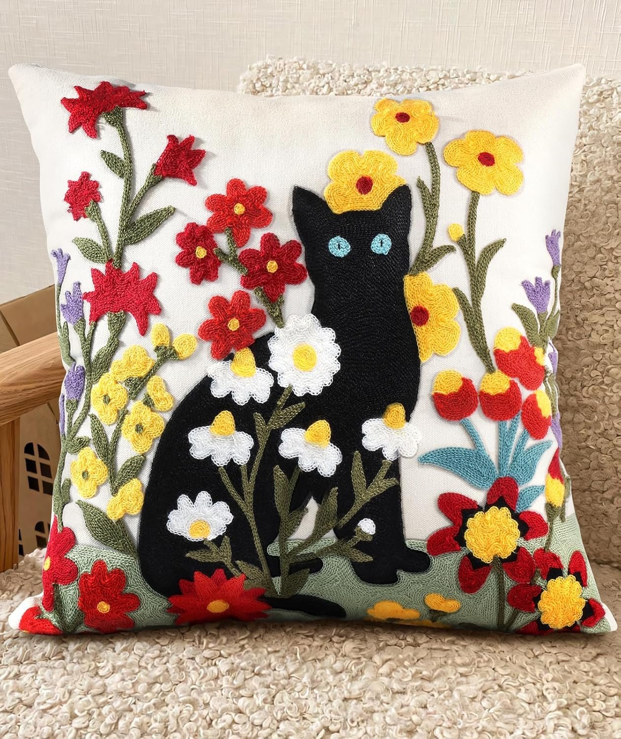 Embroidered Throw Pillow Covers - 18x18 Decorative Pillow Covers with Zipper Aesthetic Cute Design Boho Summer Linen Throw Pillowcases for Living Room Couch Sofa Bed, Flower Cats